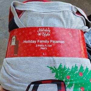 Men's holiday Christmas pajama set. Adult large.